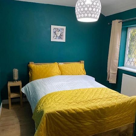 Вилла Ideal Abode Greenfields Честер Экстерьер фото